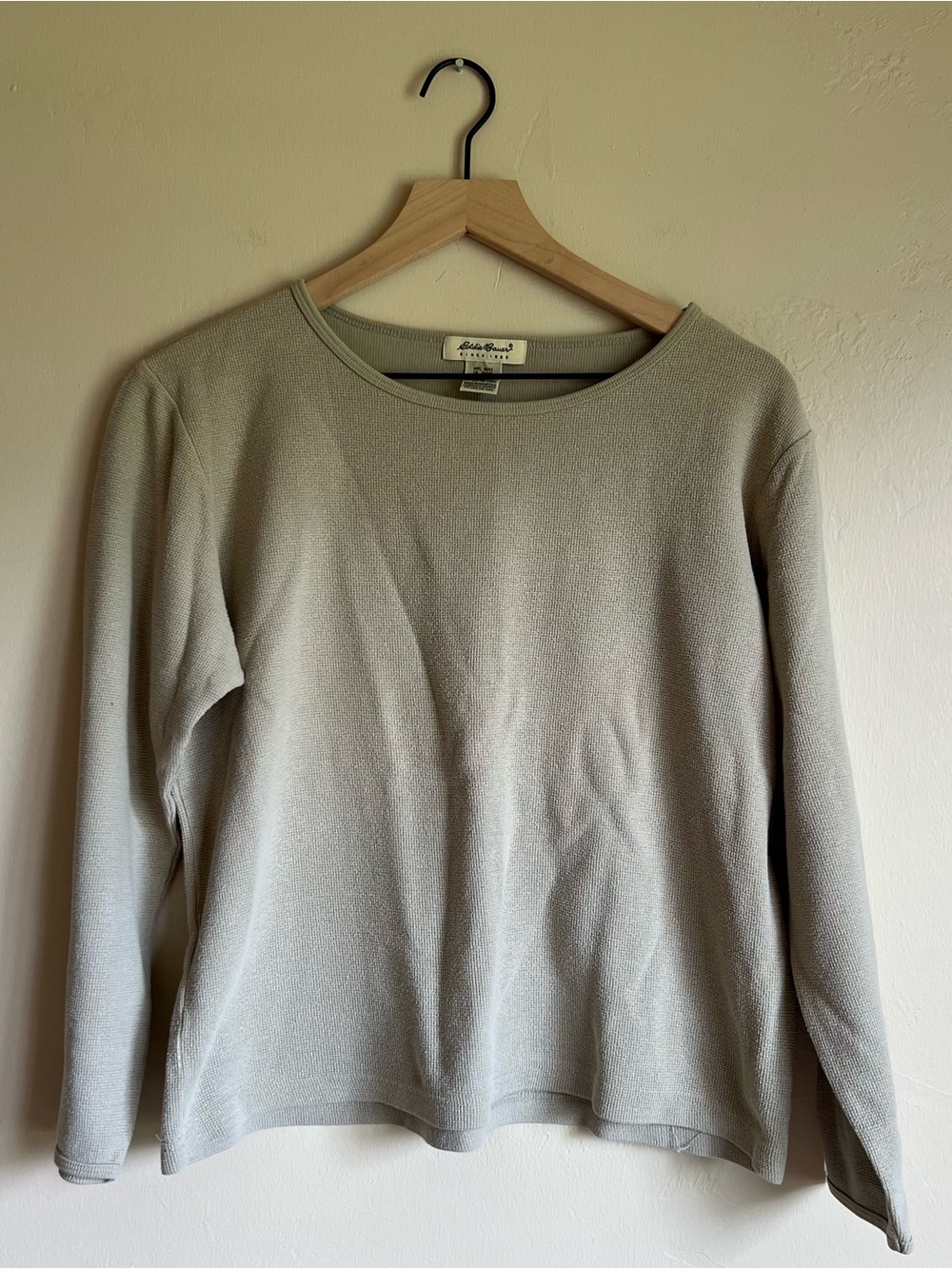 Eddie Bauer Women’s Light Gray Crewneck Sweater